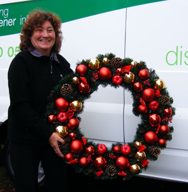 90cm christmas wreath in red and gold